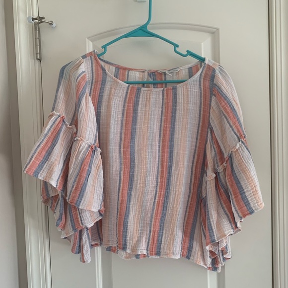 American Eagle Outfitters Tops - cotton peasant top!